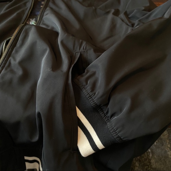 American Eagle Bomber Jacket - Picture 6 of 8